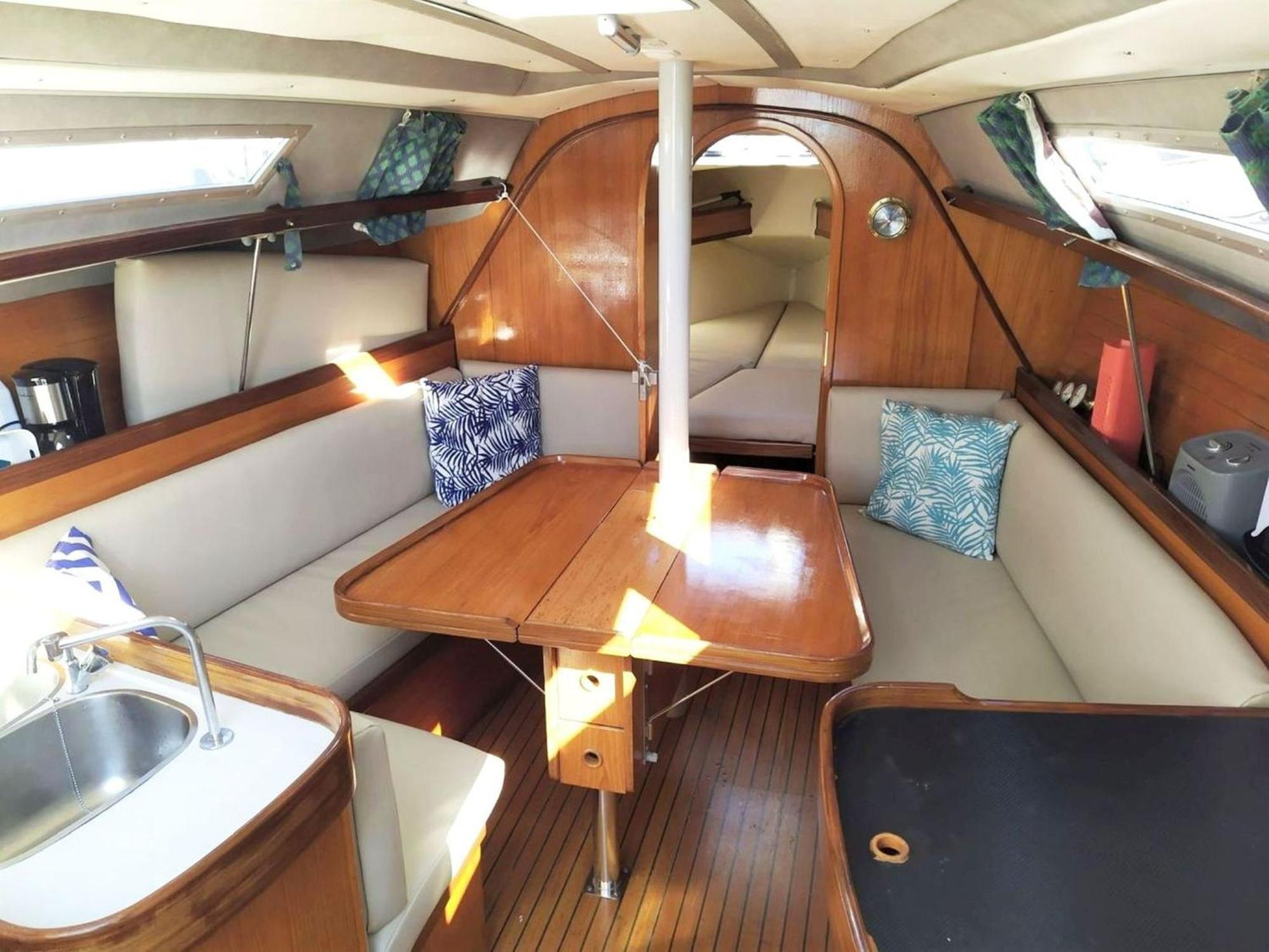 Apartment Be Local - Sleep Aboard The Santa Maria Sailing Boat In Lissabon